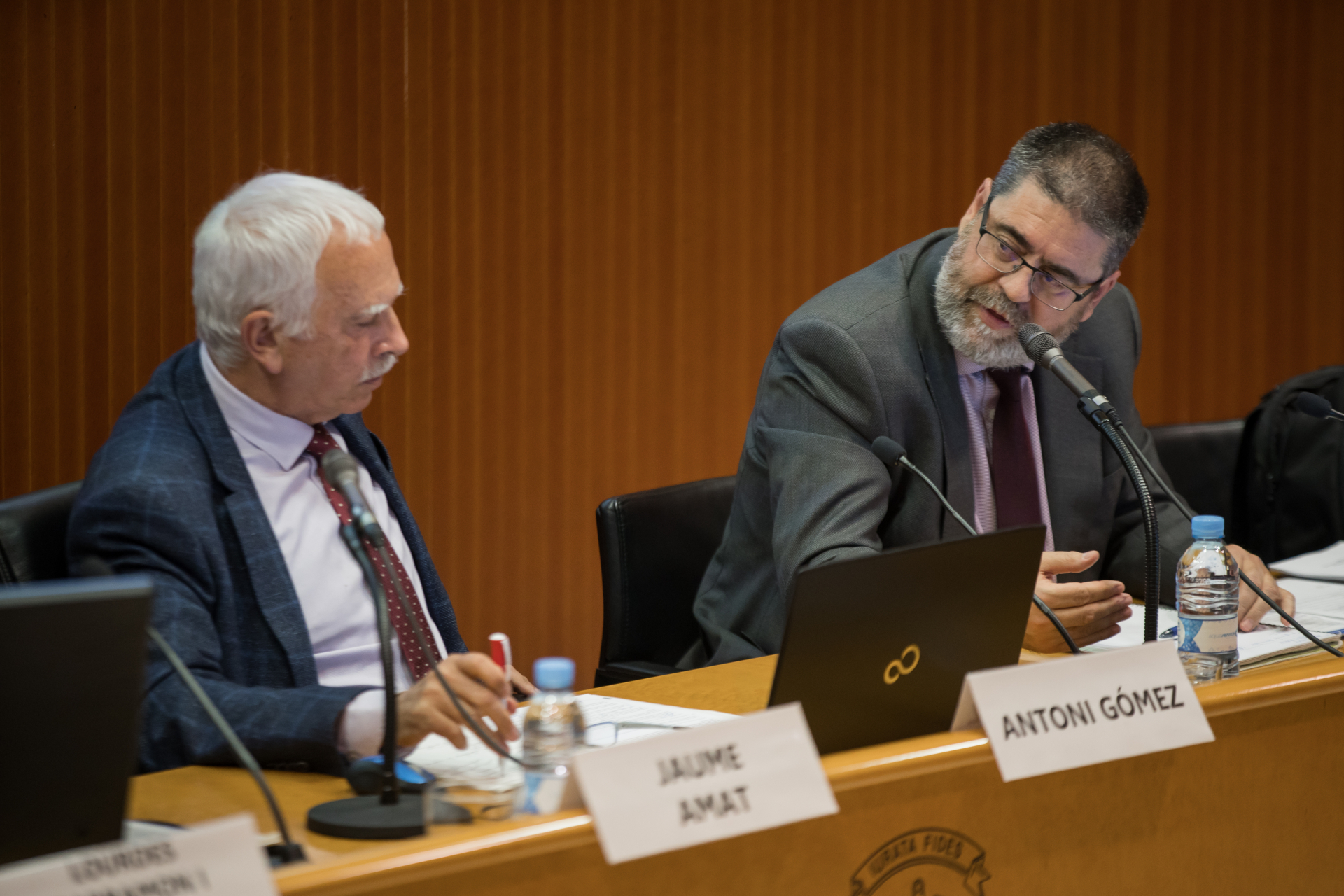 Debat sobre els reptes de l'administració pública